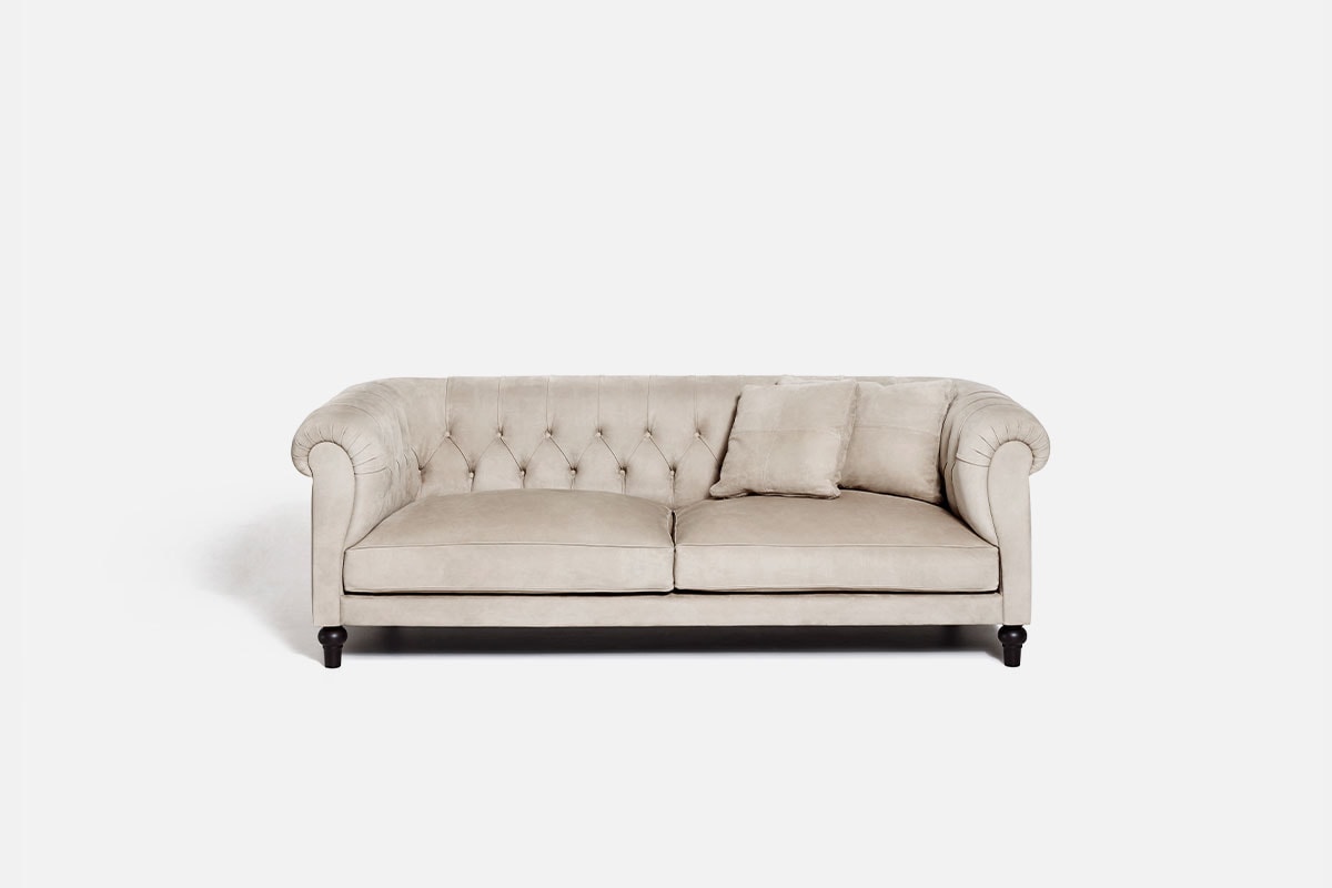 Chesterfield Lounge: new sofa designed by C.R.S. De Padova